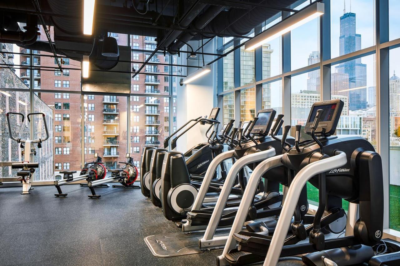 Aparthotel Sentral Michigan Avenue Chicago Esterno foto The fitness center