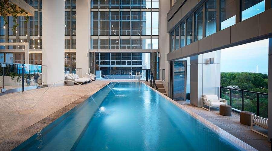 Aparthotel Sentral Michigan Avenue Chicago Esterno foto The pool at the Ritz-Carlton, South Beach