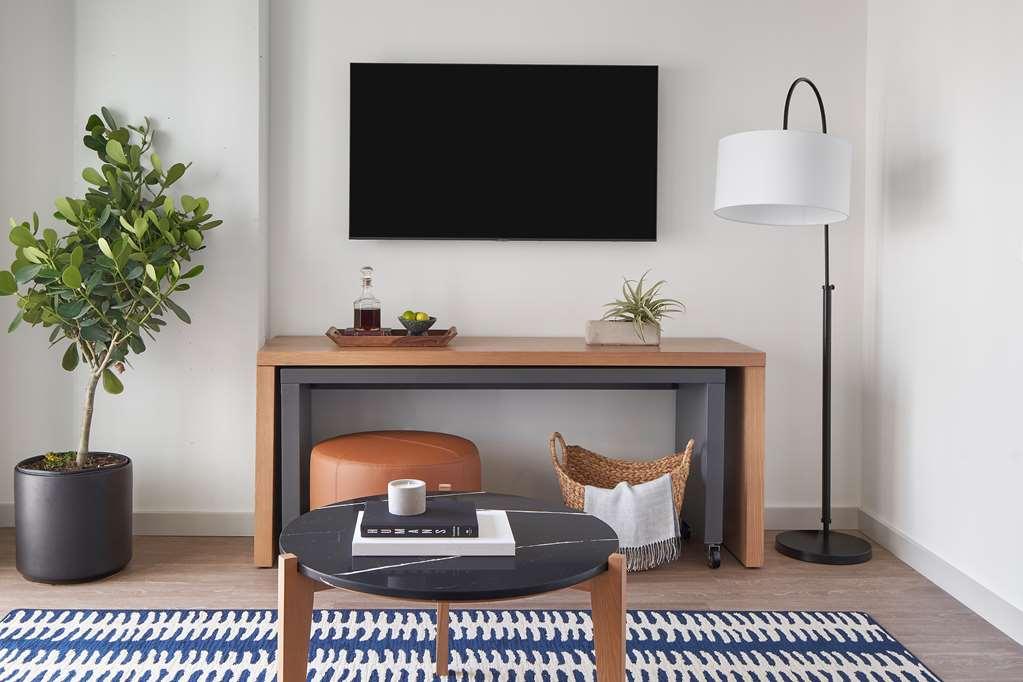 Aparthotel Sentral Michigan Avenue Chicago Camera foto A television set in a living room